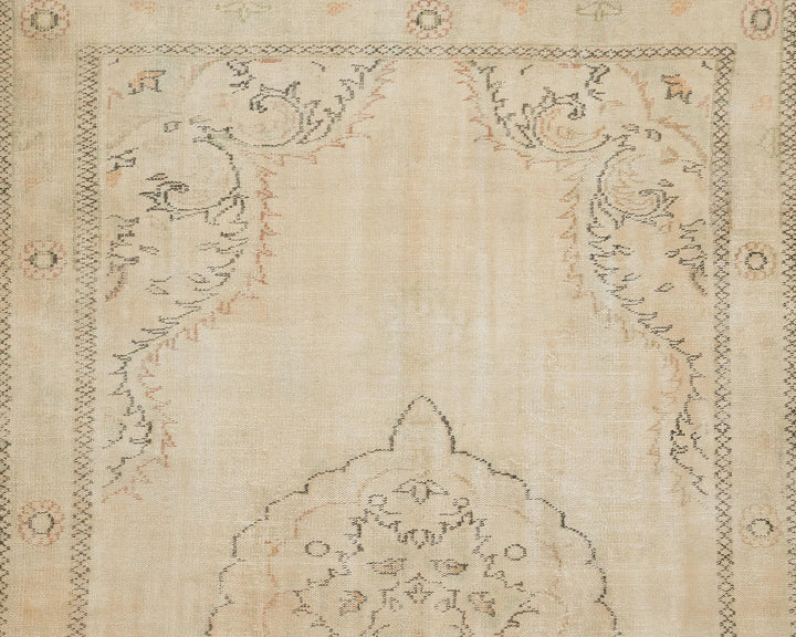 Beige Oushak Rug 6' 9" x 11' 6" | No. VR43647