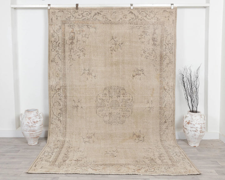 Beige Turkish Oushak Rug 6' 7" x 9' 11" Hand-Knotted | No. VR43658