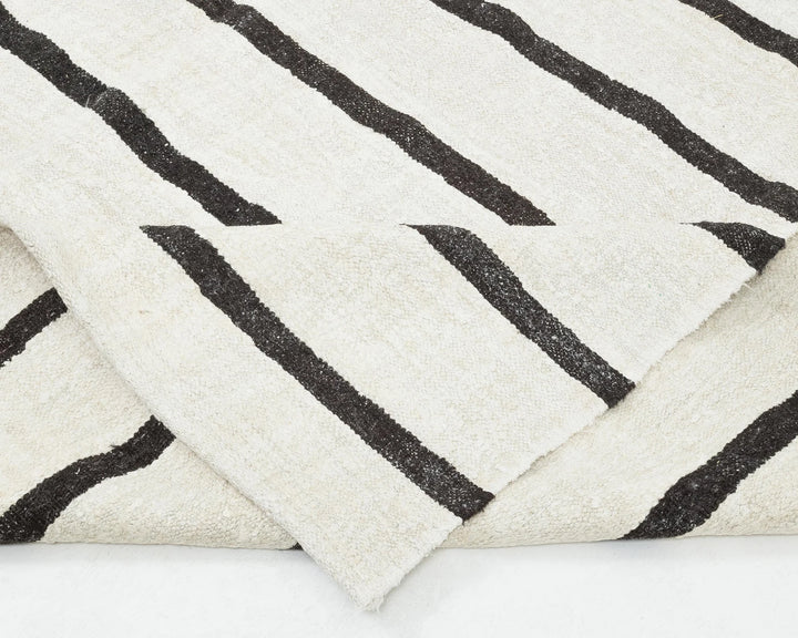 Black Kilim Rug 8' 10" x 11' 6" | No. VR43775