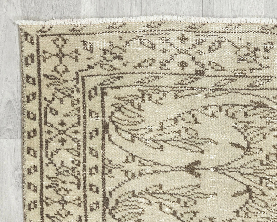 Beige Oushak Rug 3' 8" x 7' | No. VR43936
