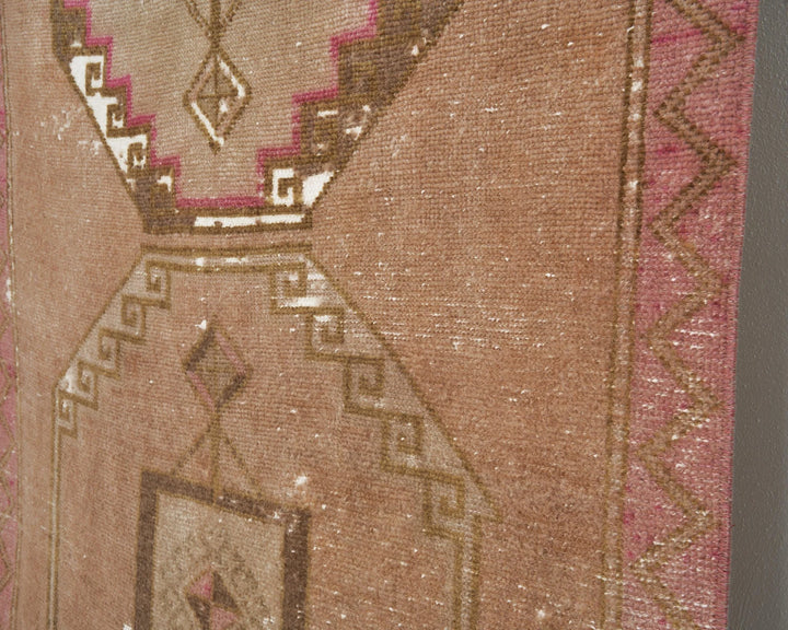 Neutral Runner Rug 0' 6" x 12' 2" | No. VR44174