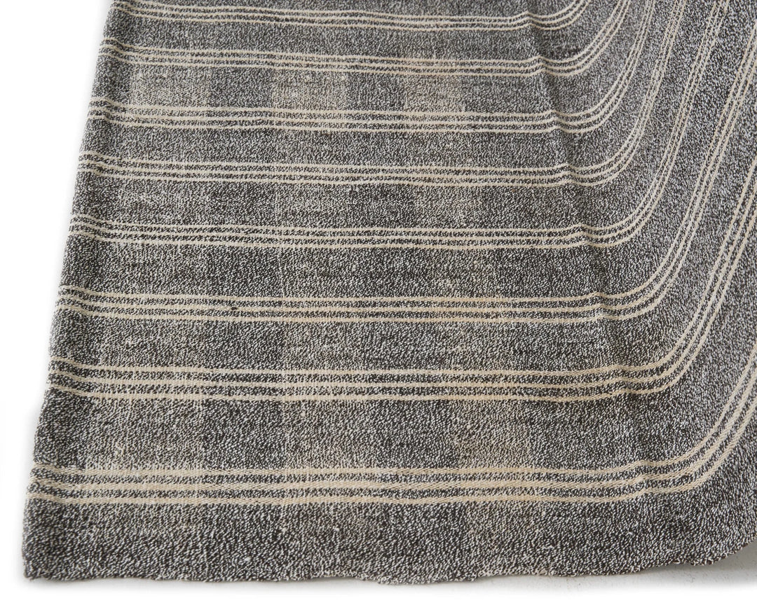 Gray Kilim Rug 5' 8" x 8' 2" | No. VR44442