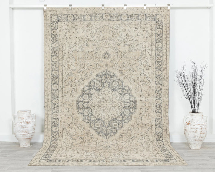 Oushak Rug 5' 10" x 9' 1" | No. VR44461