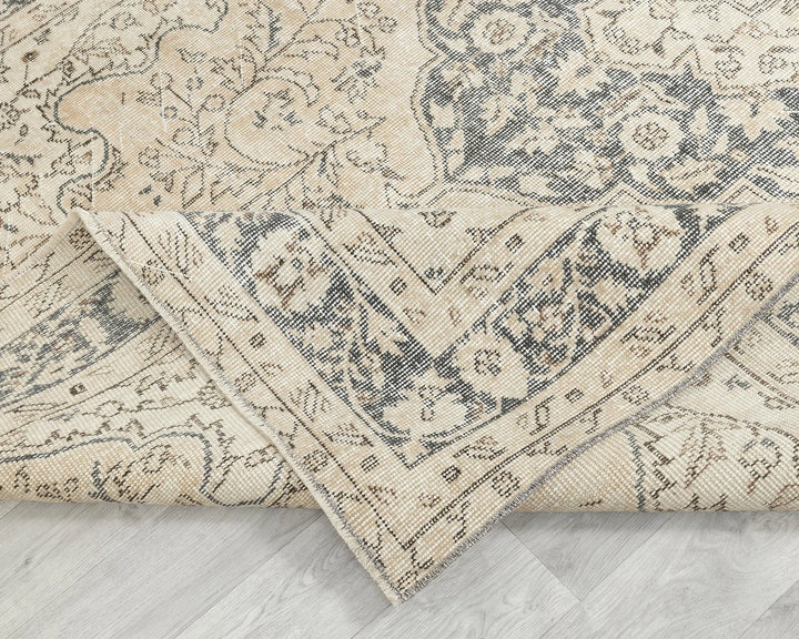 Oushak Rug 5' 10" x 9' 1" | No. VR44461