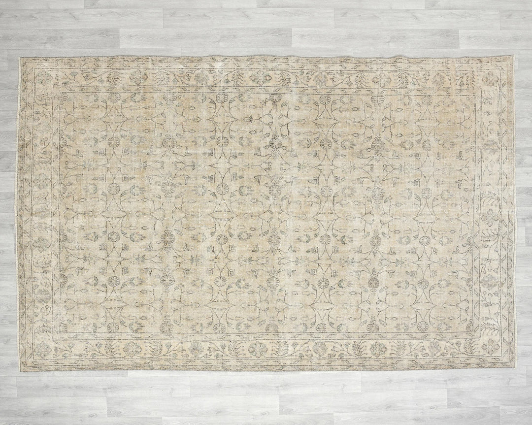 Beige Turkish Oushak Rug 6' 4" x 9' 6" Hand-Knotted | No. VR44505