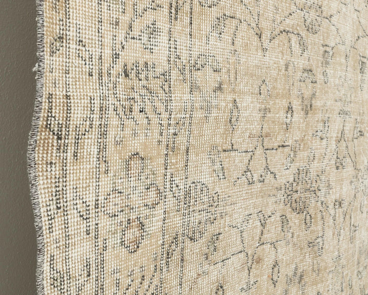 Beige Turkish Oushak Rug 6' 4" x 9' 6" Hand-Knotted | No. VR44505