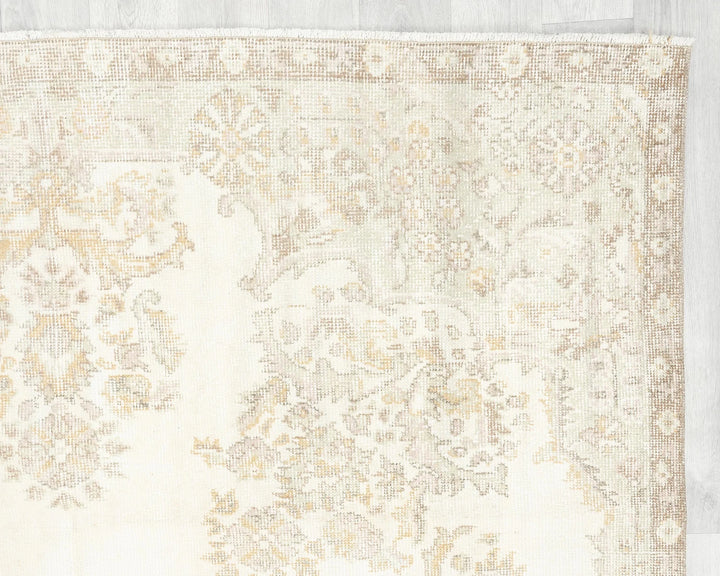 Beige Turkish Oushak Rug 5'10" x 9'10" Hand-Knotted | No. VR44617