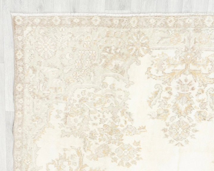 Beige Turkish Oushak Rug 5'10" x 9'10" Hand-Knotted | No. VR44617