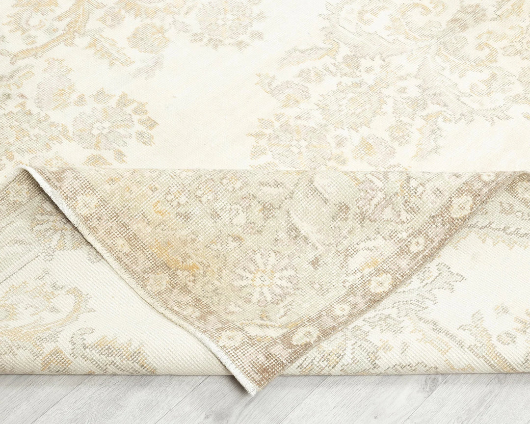Beige Turkish Oushak Rug 5'10" x 9'10" Hand-Knotted | No. VR44617