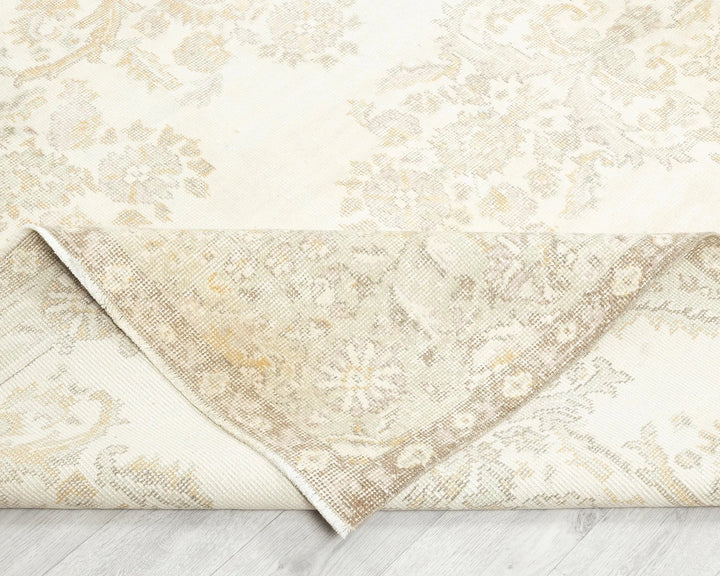 Beige Turkish Oushak Rug 5'10" x 9'10" Hand-Knotted | No. VR44617