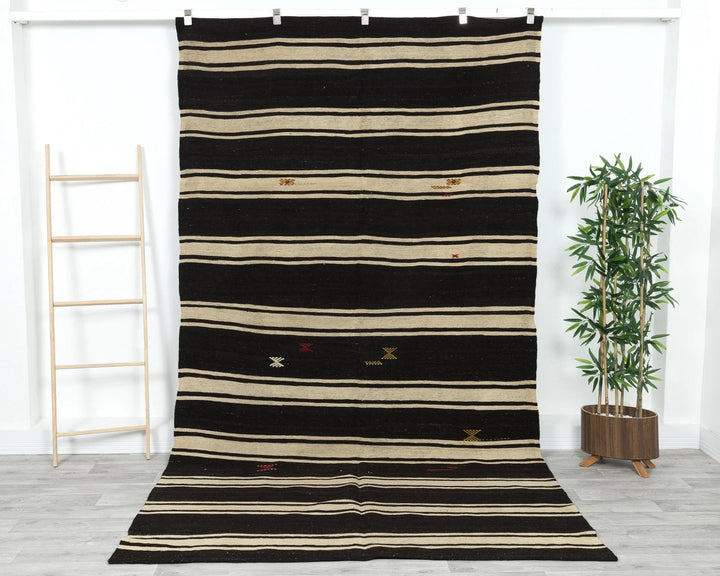 Multicolor Turkish Kilim Rug 5' 7" x 10' 1" Flat-Weave | No. VR44710