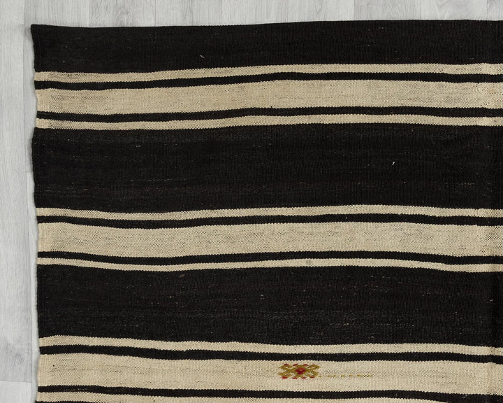 Multicolor Turkish Kilim Rug 5' 7" x 10' 1" Flat-Weave | No. VR44710