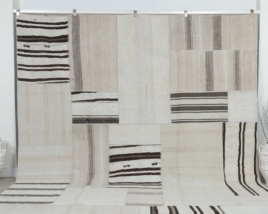 Black Turkish Kilim Rug 9' 10" x 13' 1" Flat-Weave detail