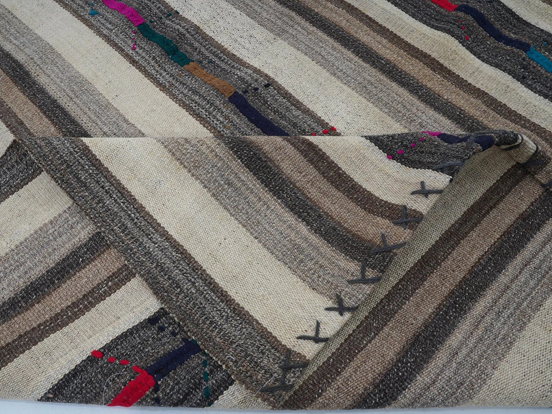 Kilim Rug 7' 11" x 10' 6" | No. VR45127