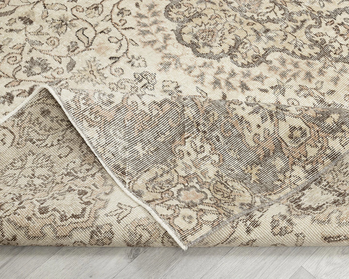 Multicolor Turkish Oushak Rug 6' 4" x 9' 7" Hand-Knotted field