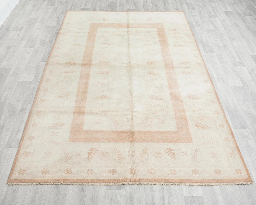 Beige Turkish Oushak Rug 5' 4" x 7' 8" Hand-Knotted | No. VR45208
