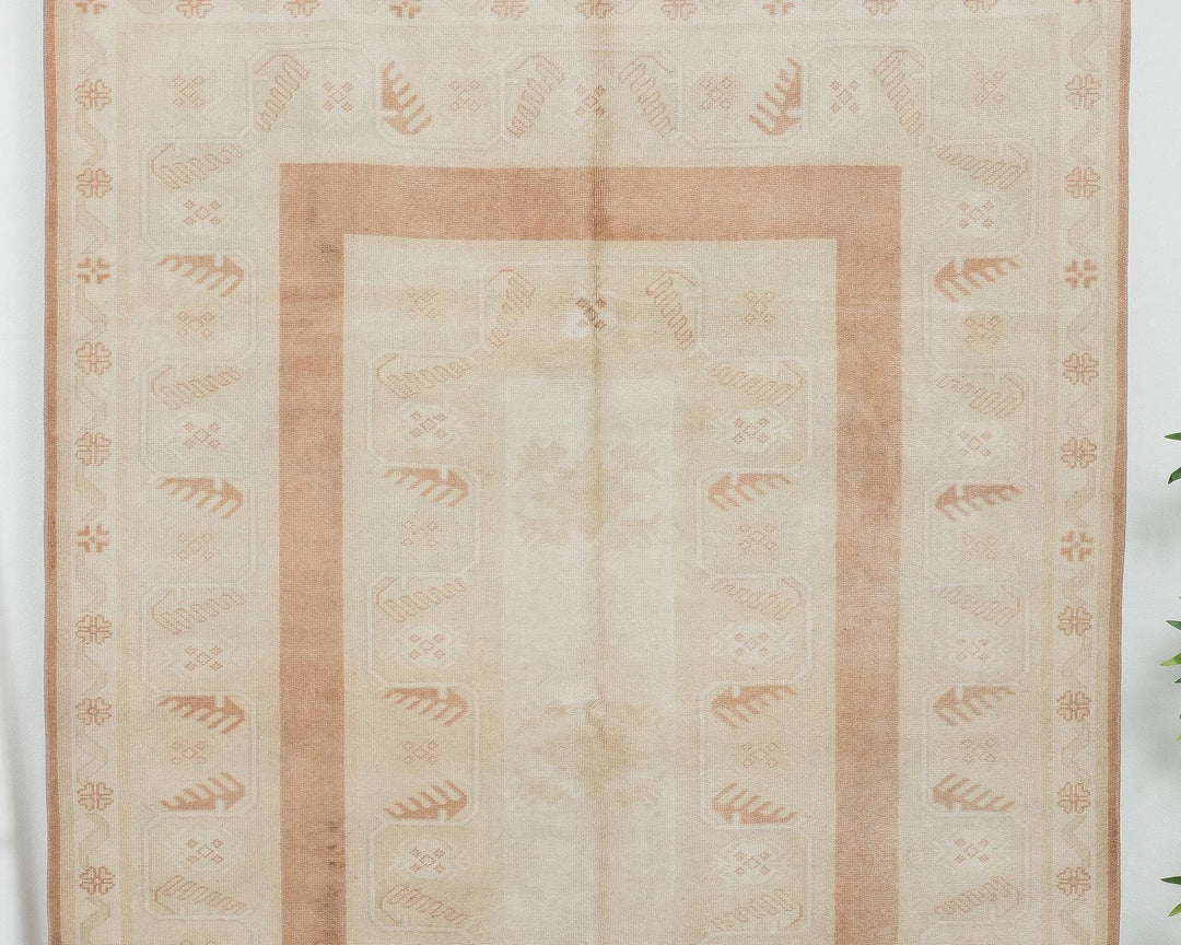 Beige Turkish Oushak Rug 5' 4" x 7' 8" Hand-Knotted | No. VR45208