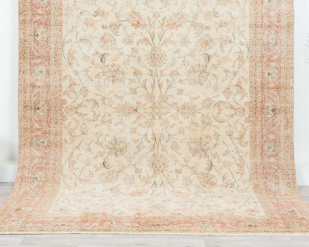Beige Turkish Oushak Rug 6'7" x 9'8" Hand-Knotted detail