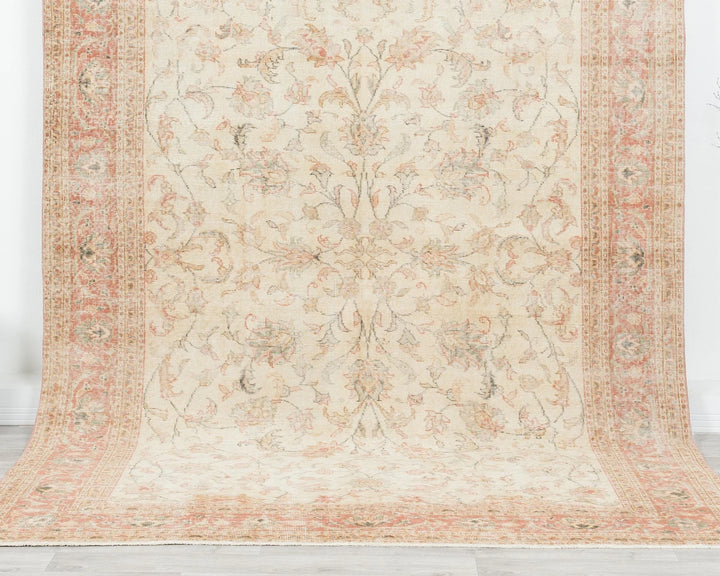 Beige Turkish Oushak Rug 6'7" x 9'8" Hand-Knotted detail