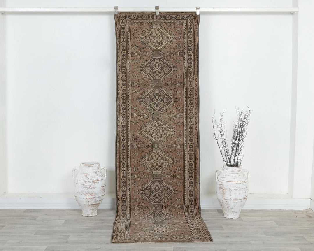 Runner Rug 2' 9" x 8' 11" | No. VR45518
