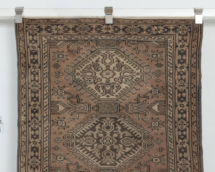 Runner Rug 2' 9" x 8' 11" | No. VR45518