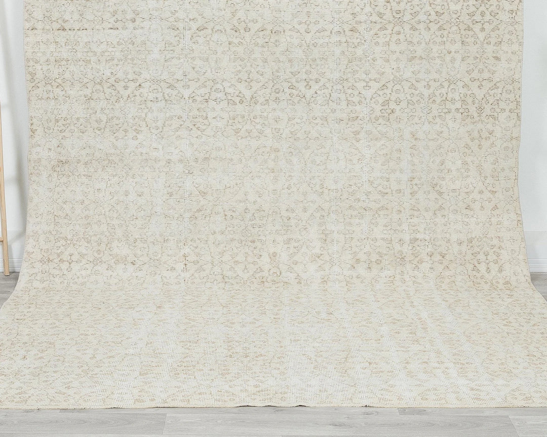 Beige Turkish Oushak Rug 6' 11" x 10' 2" Hand-Knotted | No. VR45539
