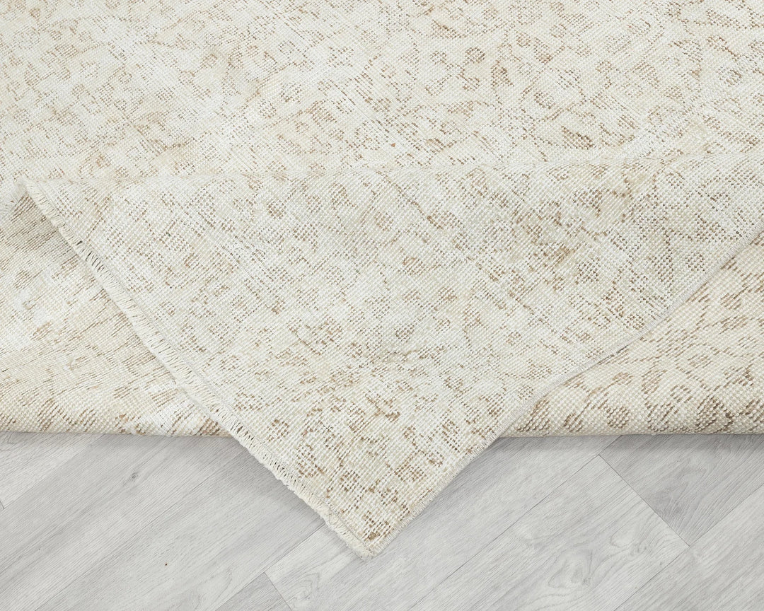 Beige Turkish Oushak Rug 6' 11" x 10' 2" Hand-Knotted | No. VR45539