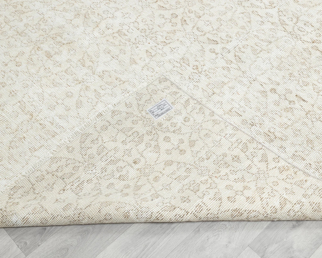 Beige Turkish Oushak Rug 6' 11" x 10' 2" Hand-Knotted | No. VR45539