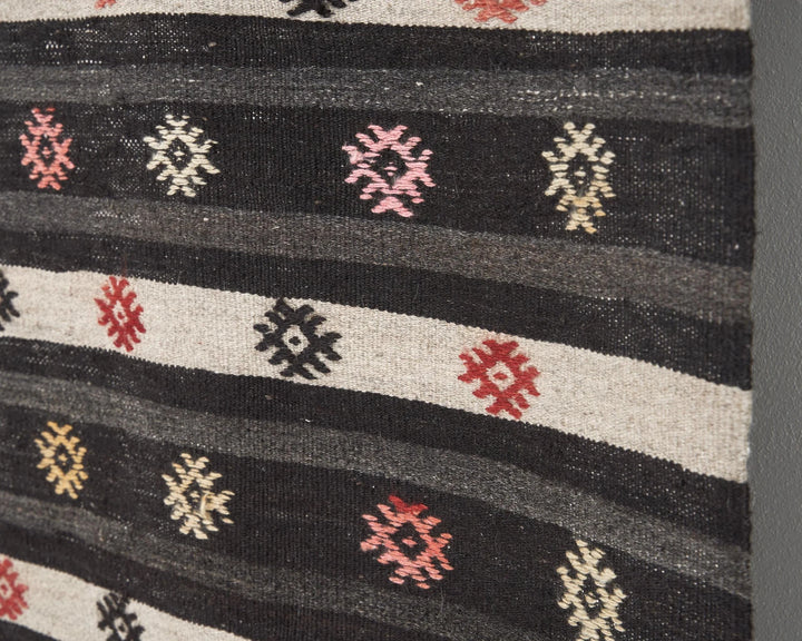 Brown Turkish Kilim Rug 6'1" x 9'8" Flat-Weave | No. VR45597