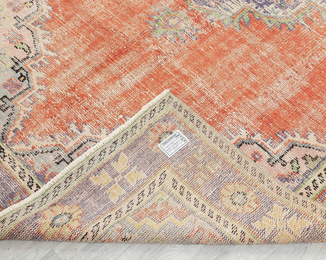 Multicolor Turkish Oushak Rug 5' 8" x 9' 7" Hand-Knotted texture