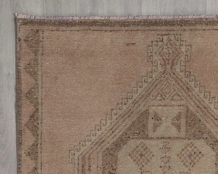 Brown Runner Rug 4' x 12' | No. VR45695