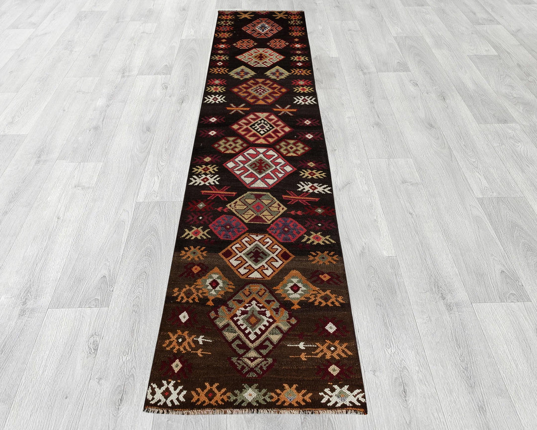 Runner Rug 2' 11" x 14' 1" | No. VR45720