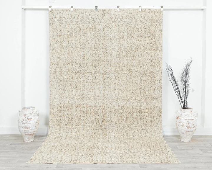Beige Turkish Oushak Rug 6'1" x 10'2" Hand-Knotted | No. VR45859