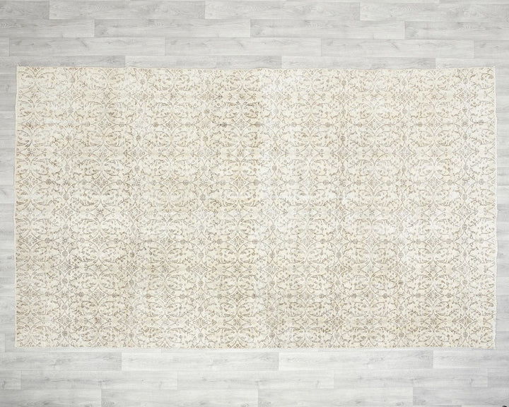 Beige Turkish Oushak Rug 6'1" x 10'2" Hand-Knotted | No. VR45859