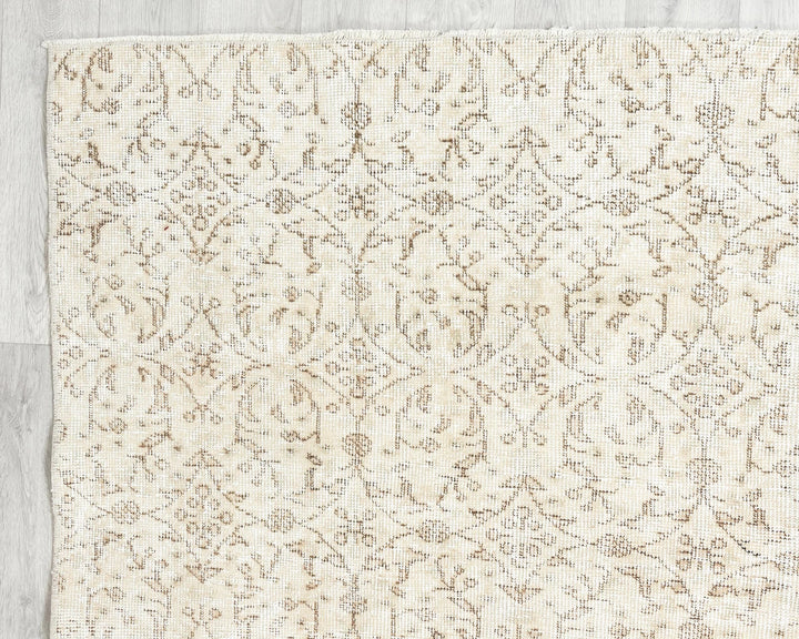 Beige Turkish Oushak Rug 6'1" x 10'2" Hand-Knotted | No. VR45859