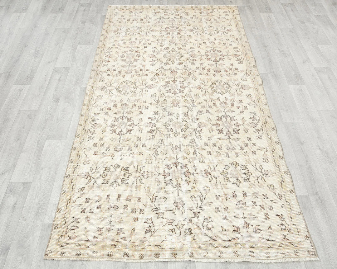 Beige Turkish Oushak Rug 7' 8" x 4' 2" Hand-Knotted | No. VR45880