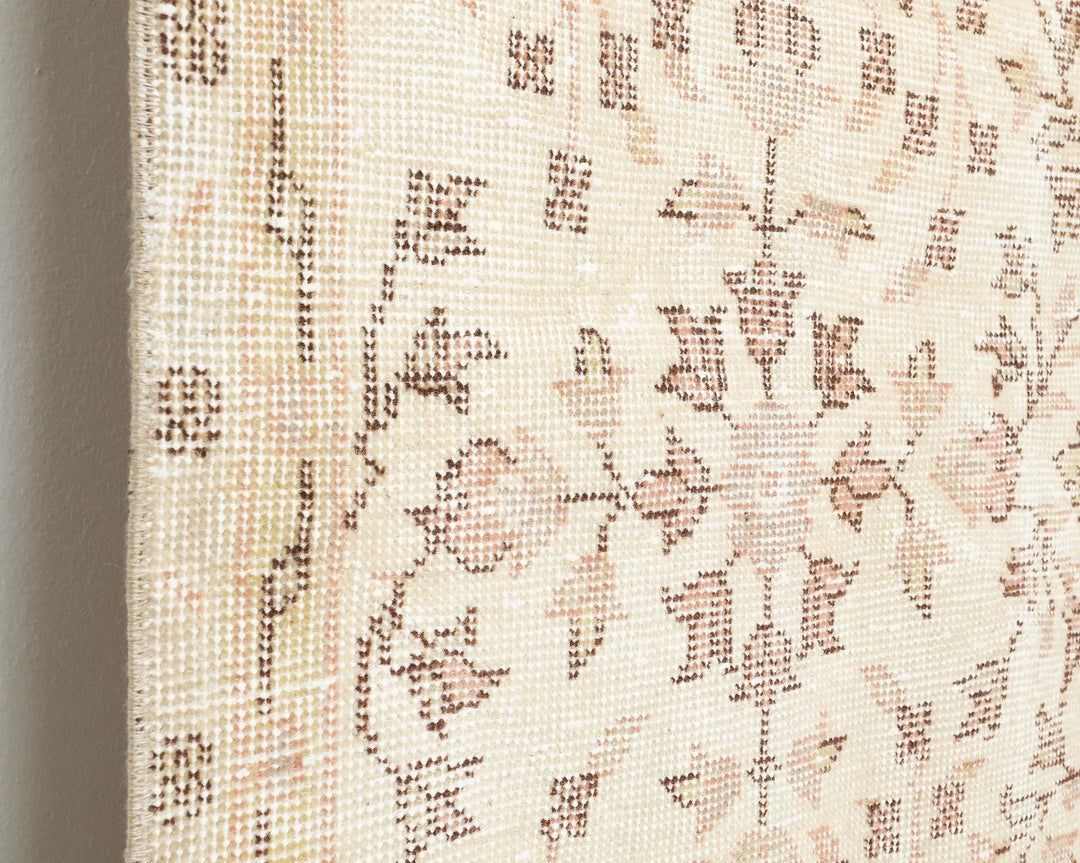 Beige Turkish Oushak Rug 7' 8" x 4' 2" Hand-Knotted | No. VR45880