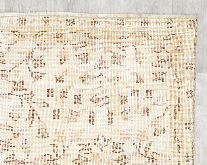 Beige Turkish Oushak Rug 7' 8" x 4' 2" Hand-Knotted | No. VR45880