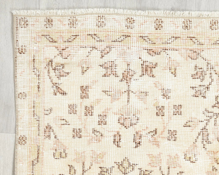 Beige Turkish Oushak Rug 7' 8" x 4' 2" Hand-Knotted | No. VR45880