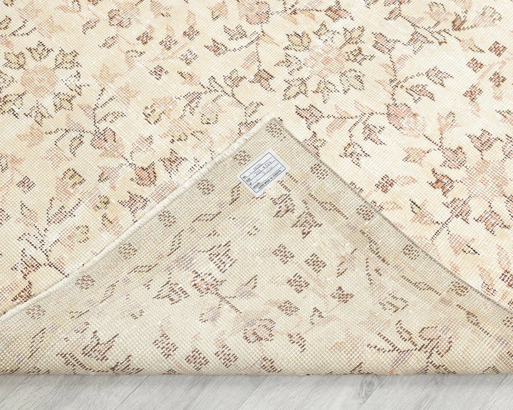 Beige Turkish Oushak Rug 7' 8" x 4' 2" Hand-Knotted | No. VR45880