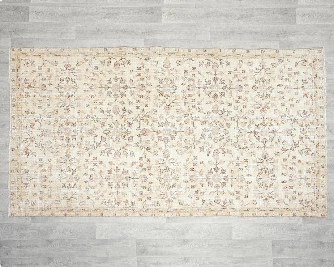 Beige Turkish Oushak Rug 7' 8" x 4' 2" Hand-Knotted | No. VR45880