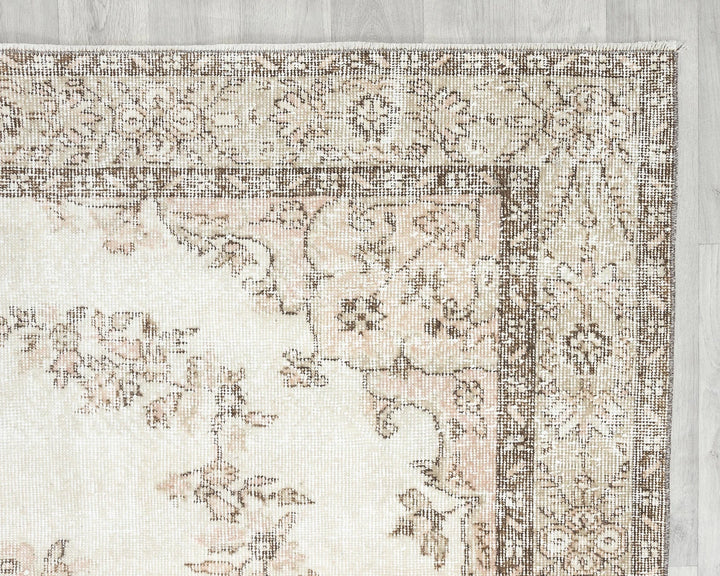 Beige Turkish Oushak Rug 6' 4" x 9' 8" Hand-Knotted | No. VR46036