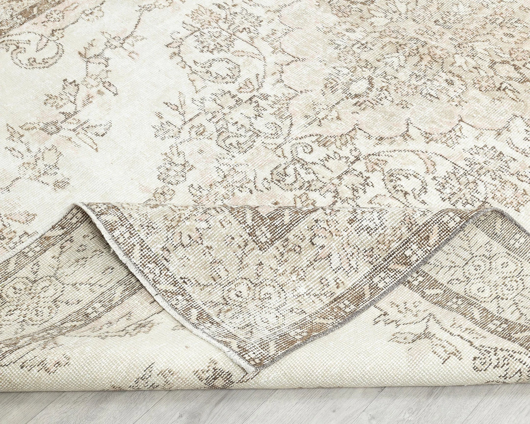 Beige Turkish Oushak Rug 6' 4" x 9' 8" Hand-Knotted | No. VR46036