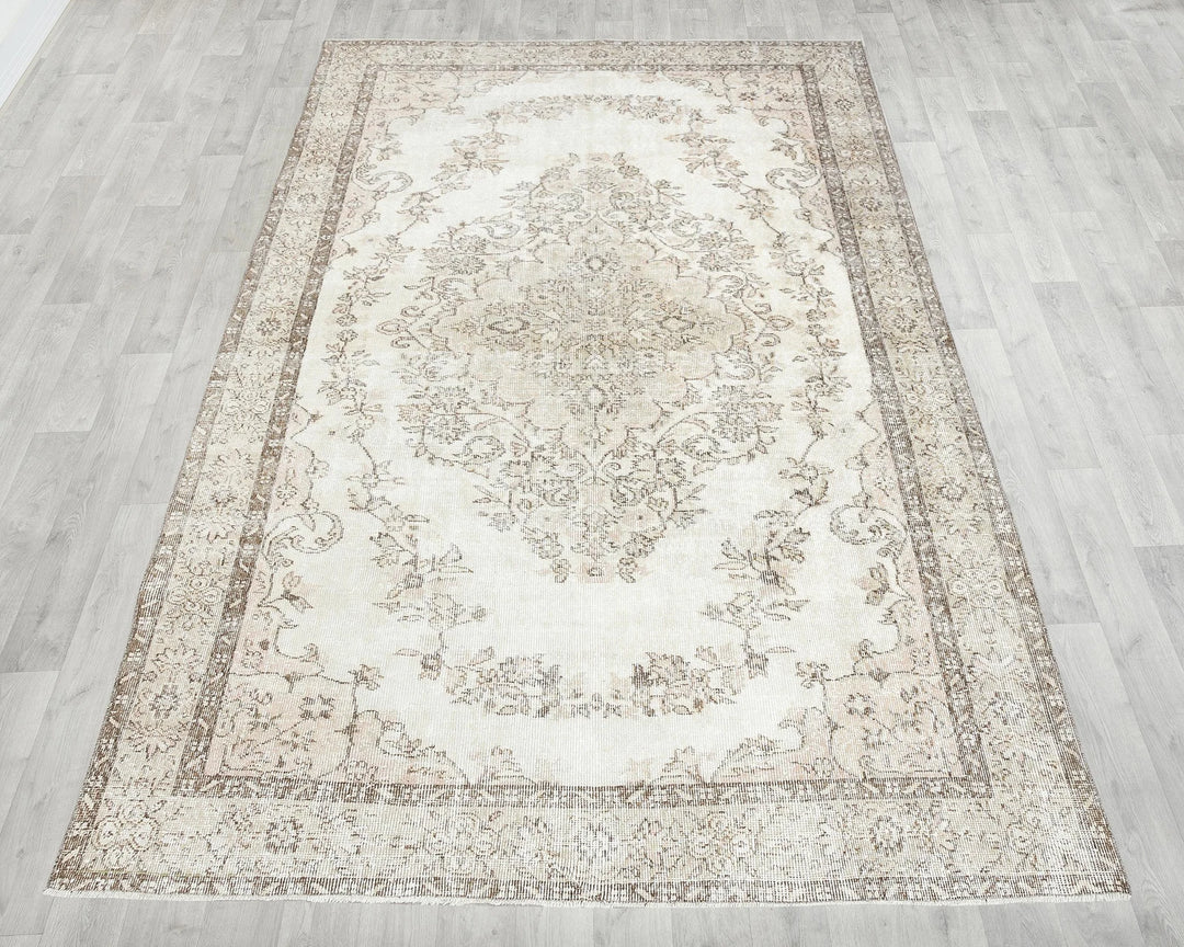 Beige Turkish Oushak Rug 6' 4" x 9' 8" Hand-Knotted | No. VR46036