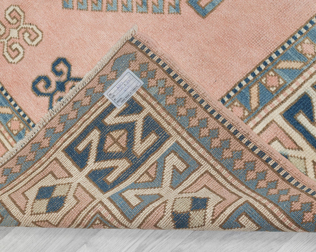 Pink Turkish Oushak Rug 5' 7" x 8' 2" Hand-Knotted texture