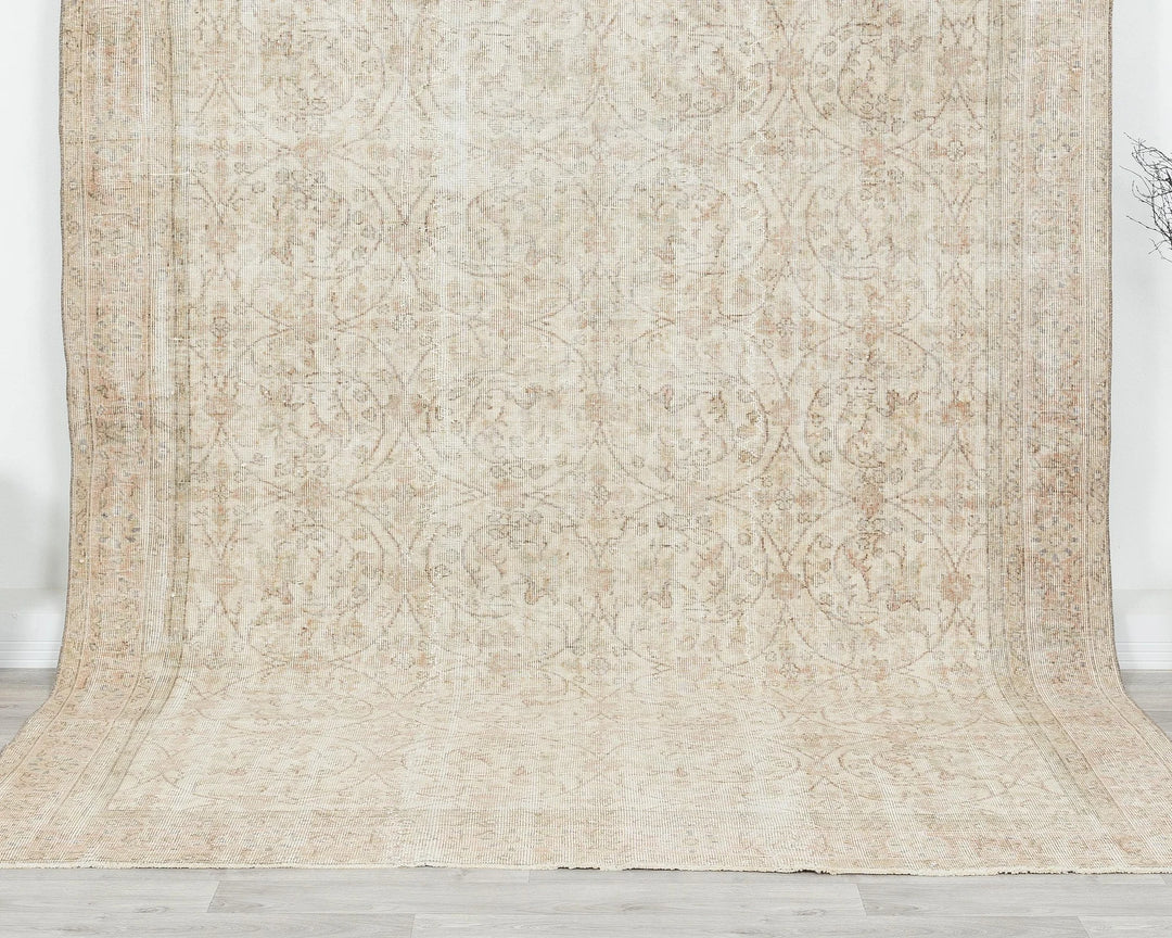 Beige Turkish Oushak Rug 7' 1" x 10' Hand-Knotted | No. VR46484