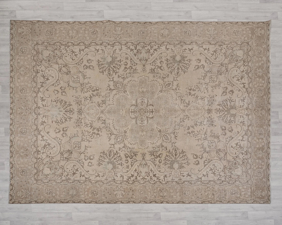 Beige Turkish Oushak Rug 9'6" x 12'6" Hand-Knotted | No. VR46551