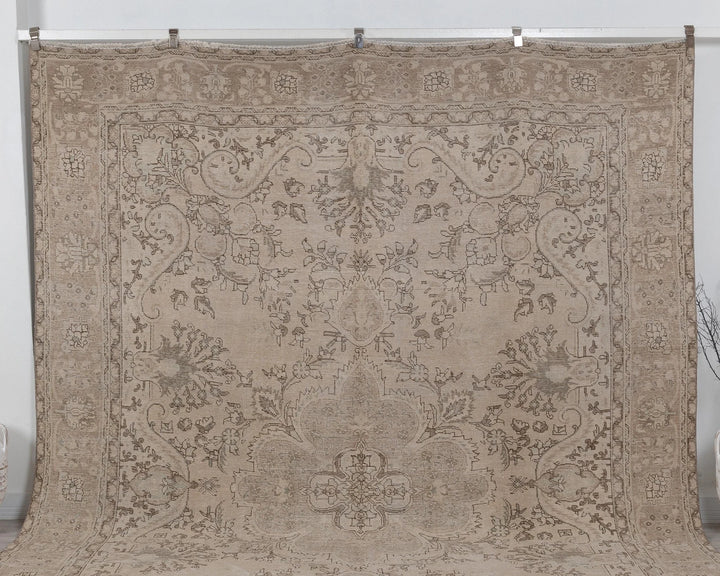 Beige Turkish Oushak Rug 9'6" x 12'6" Hand-Knotted | No. VR46551
