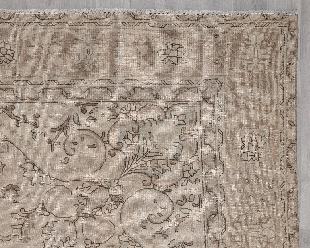 Beige Turkish Oushak Rug 9'6" x 12'6" Hand-Knotted | No. VR46551