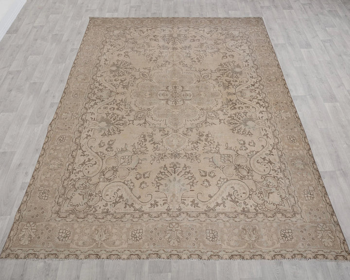 Beige Turkish Oushak Rug 9'6" x 12'6" Hand-Knotted | No. VR46551